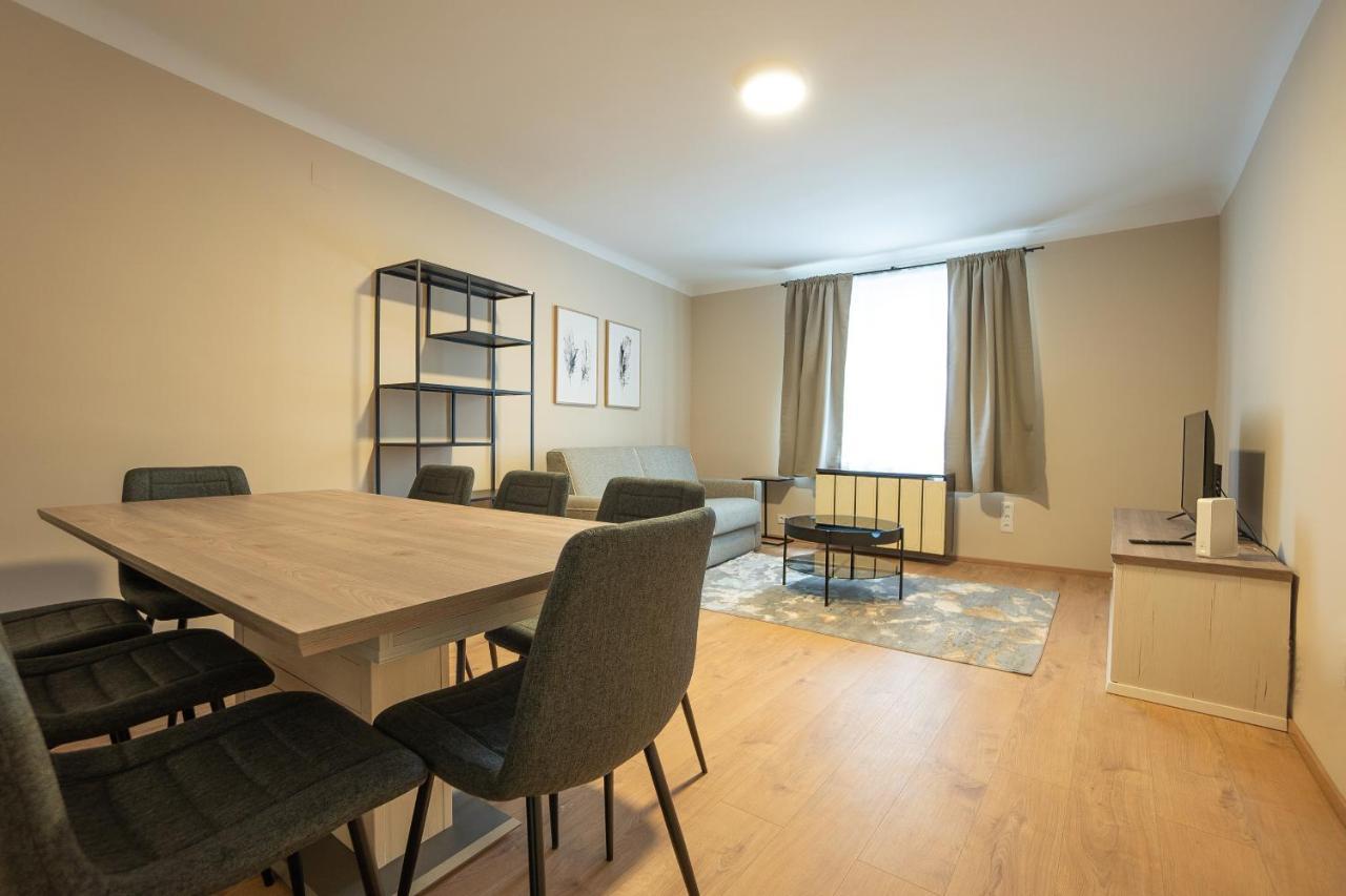 A 2-Bedroom Apartment With A King-Size Bed And A Balcony Is Located Just A 15-Minute Walk From Stephansplatz. Виена Екстериор снимка