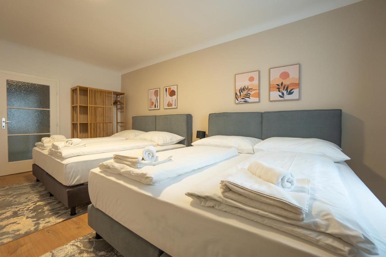 A 2-Bedroom Apartment With A King-Size Bed And A Balcony Is Located Just A 15-Minute Walk From Stephansplatz. Виена Екстериор снимка